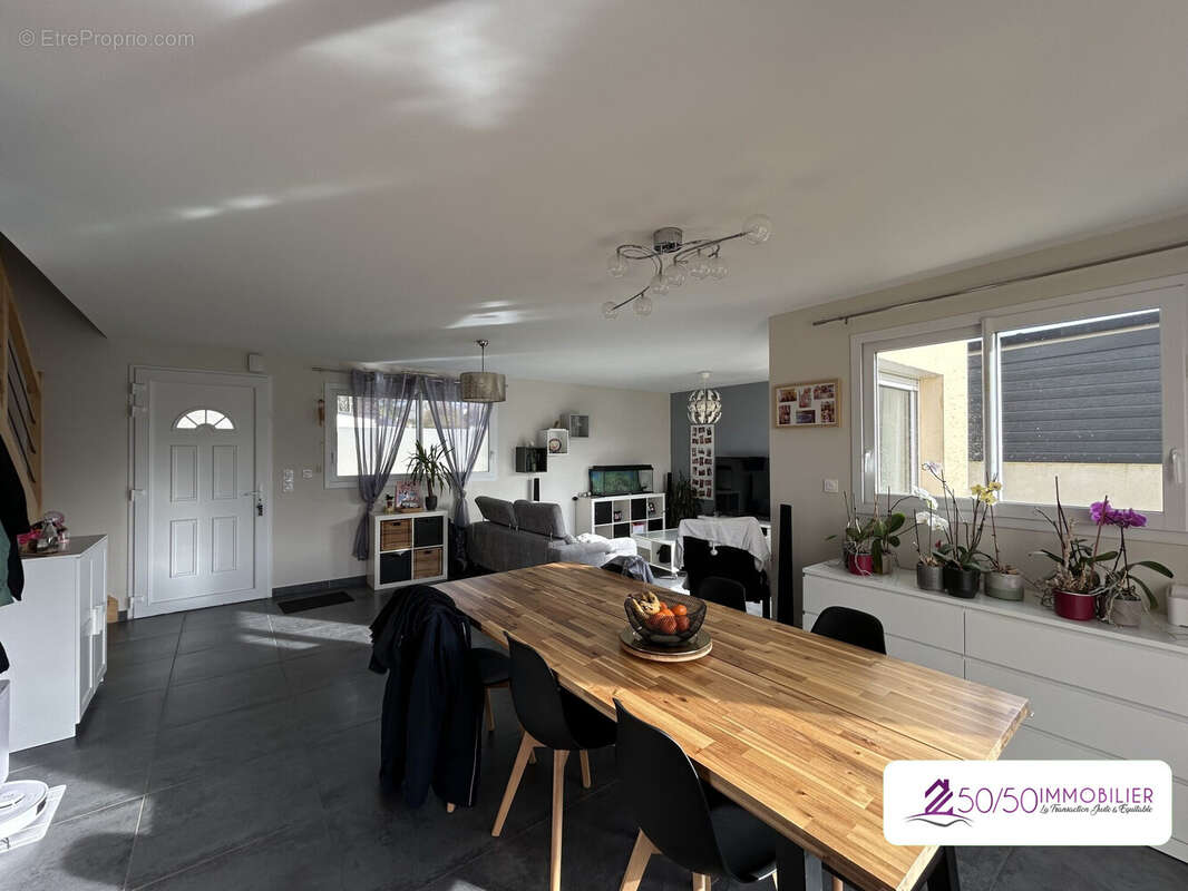 Maison à LANDIVISIAU