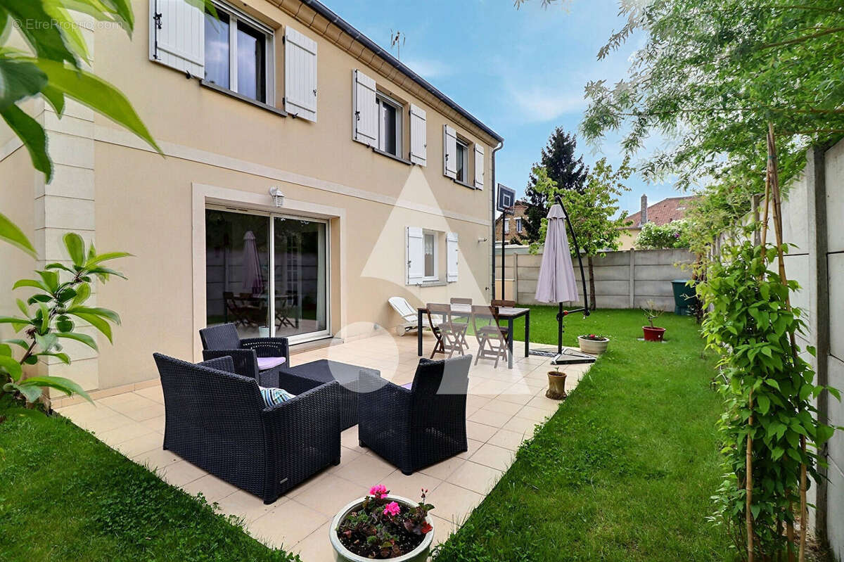 Maison à FRANCONVILLE