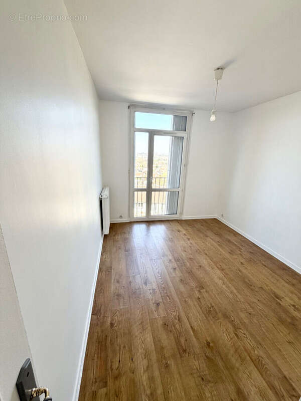 Appartement à RIS-ORANGIS