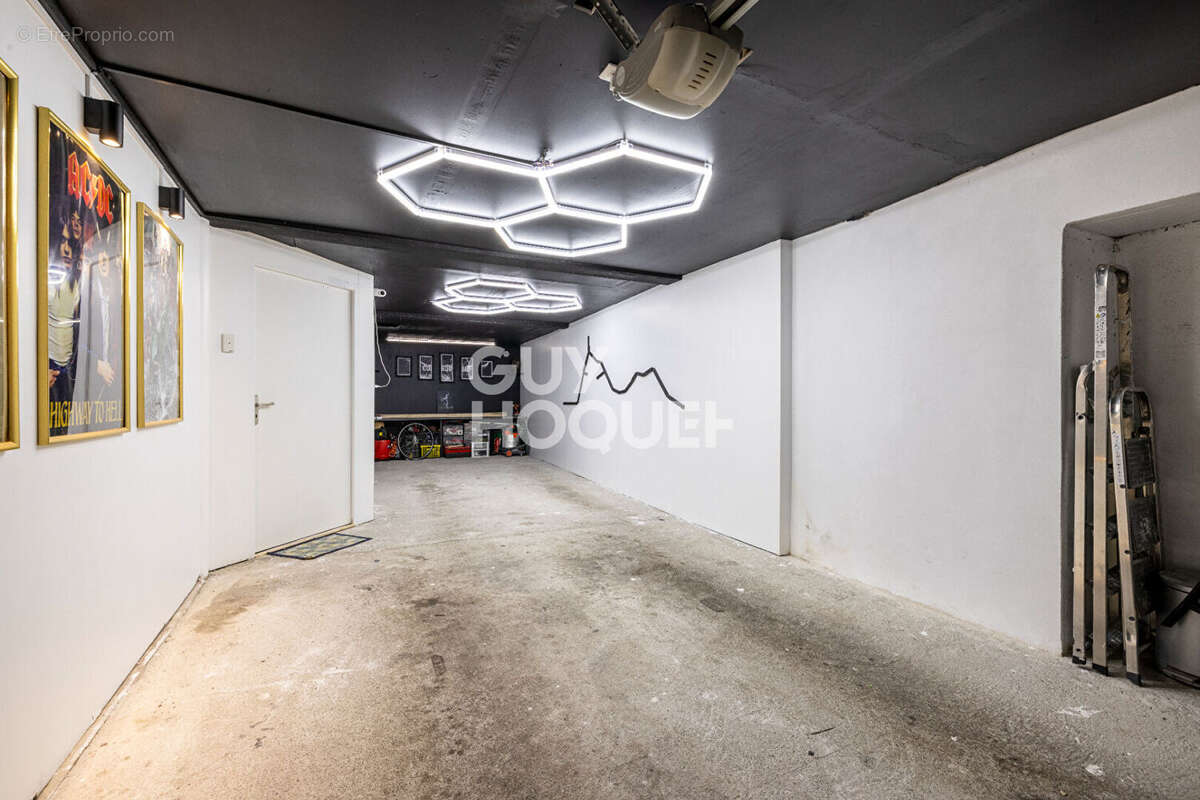 Maison à PONT-DU-CHATEAU