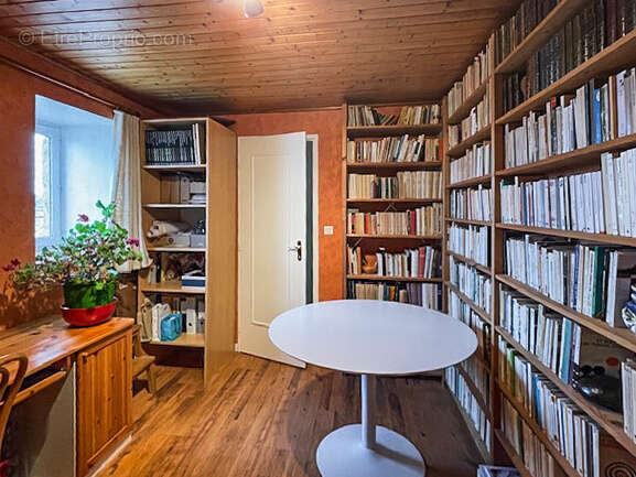 Maison à VILLE-SUR-JARNIOUX