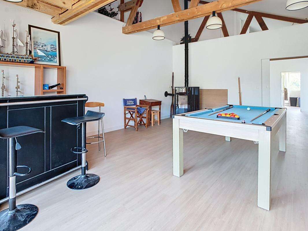 Maison à MINIAC-SOUS-BECHEREL