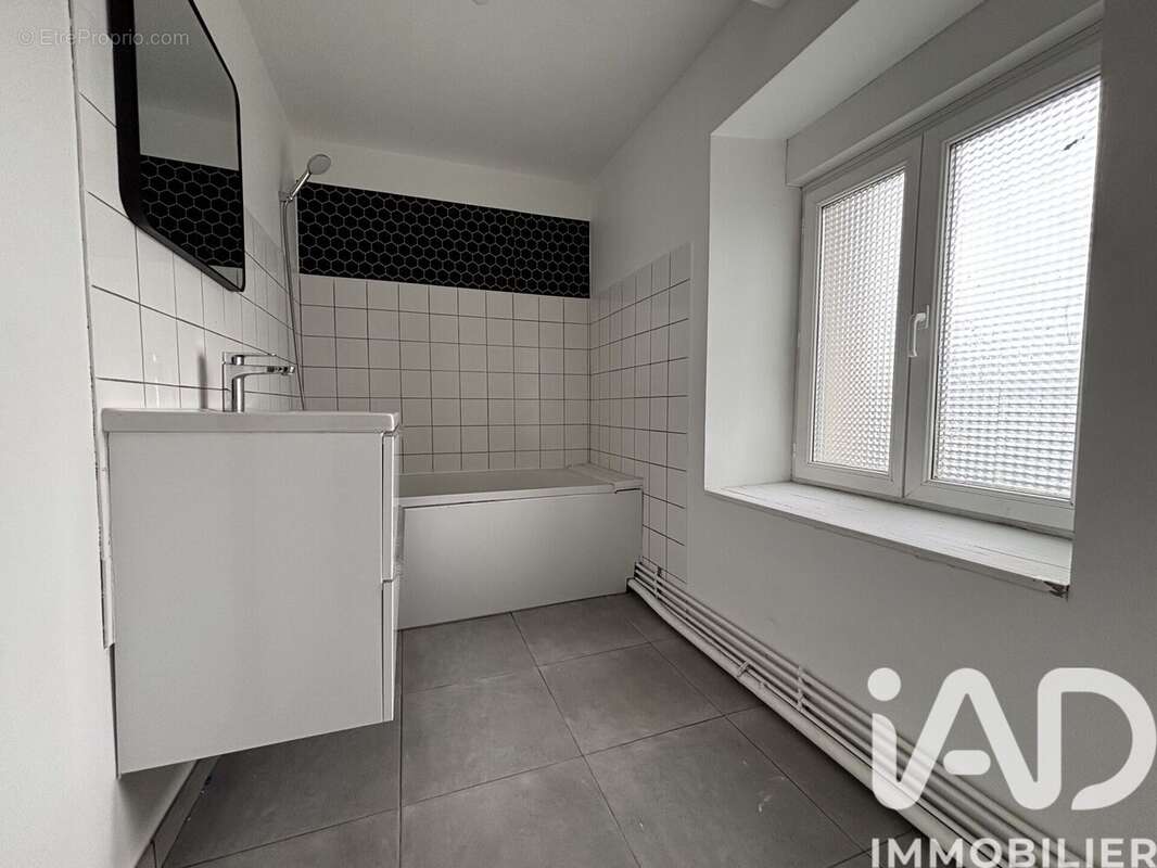 Photo 8 - Appartement à VRIGNE-AUX-BOIS
