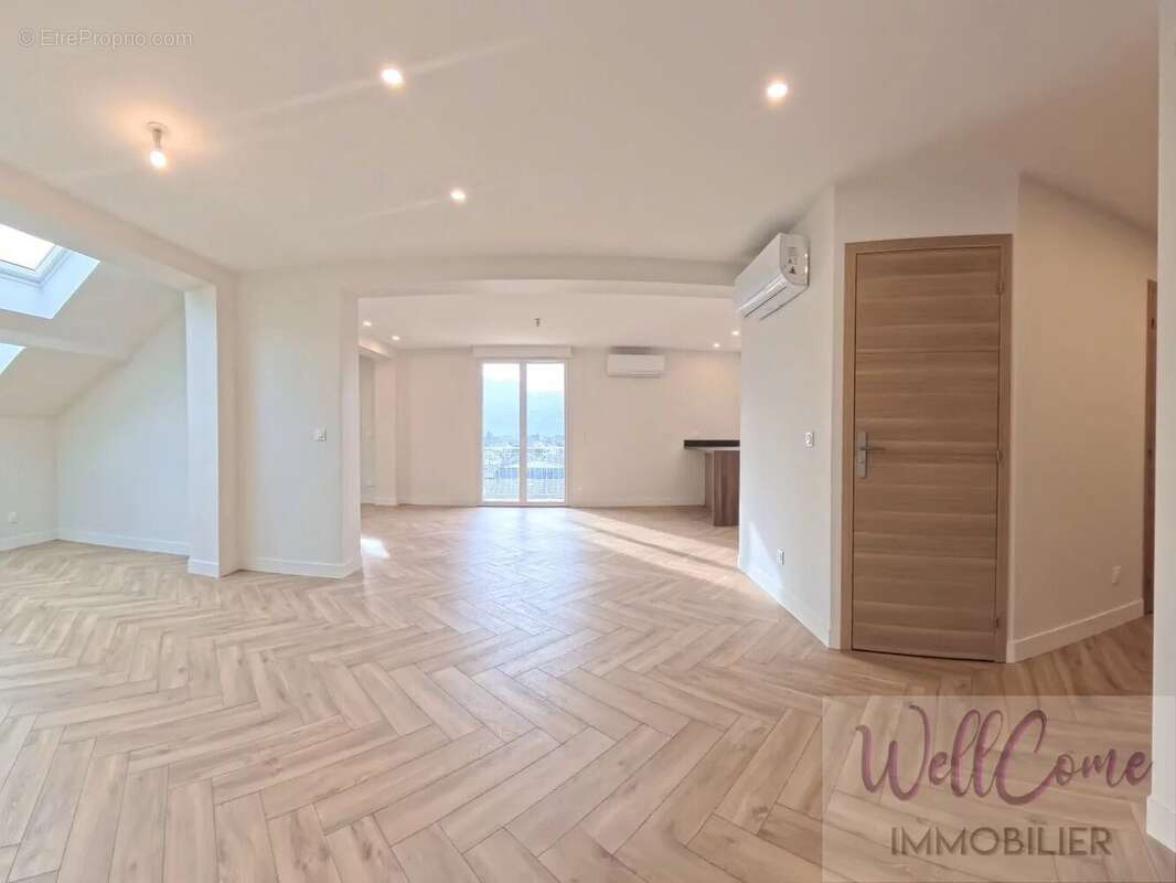 Appartement à AIX-LES-BAINS
