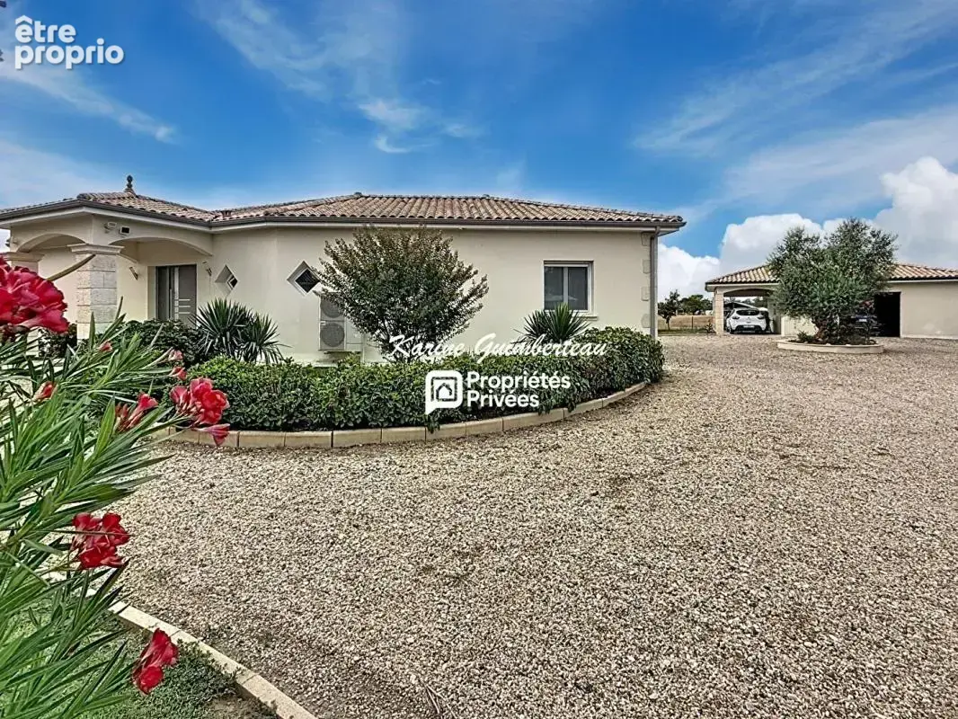 Villa de plain-pied avec piscine & garage - photo 14