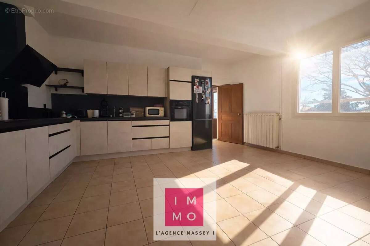 Maison à TRIE-SUR-BAISE