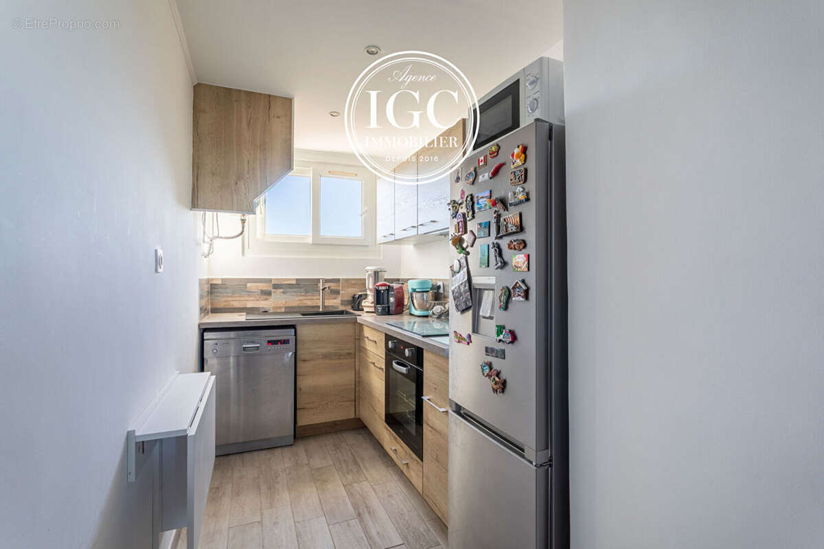 Appartement à CARRY-LE-ROUET