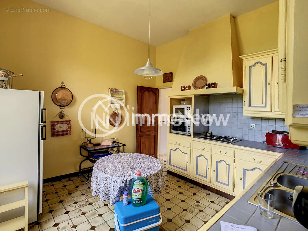 Ancien Presbytère rénové à ST URSIN - photo 5