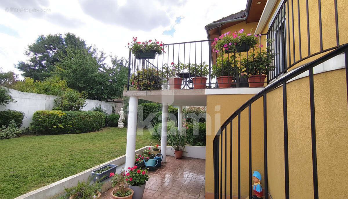 Maison à AULNAY-SOUS-BOIS