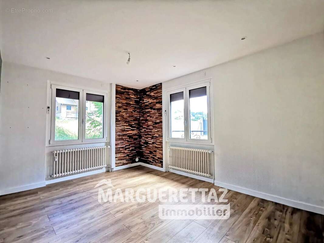 Appartement à HABERE-LULLIN