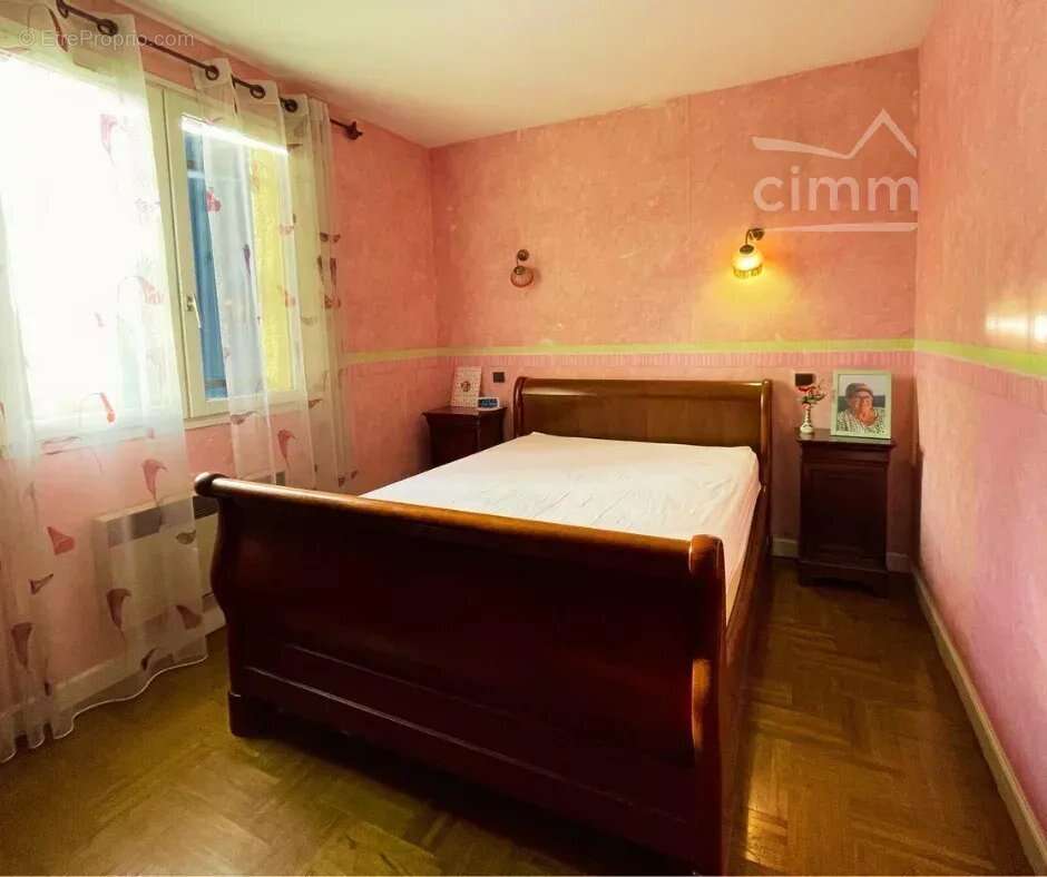 Maison à ROUSSILLON