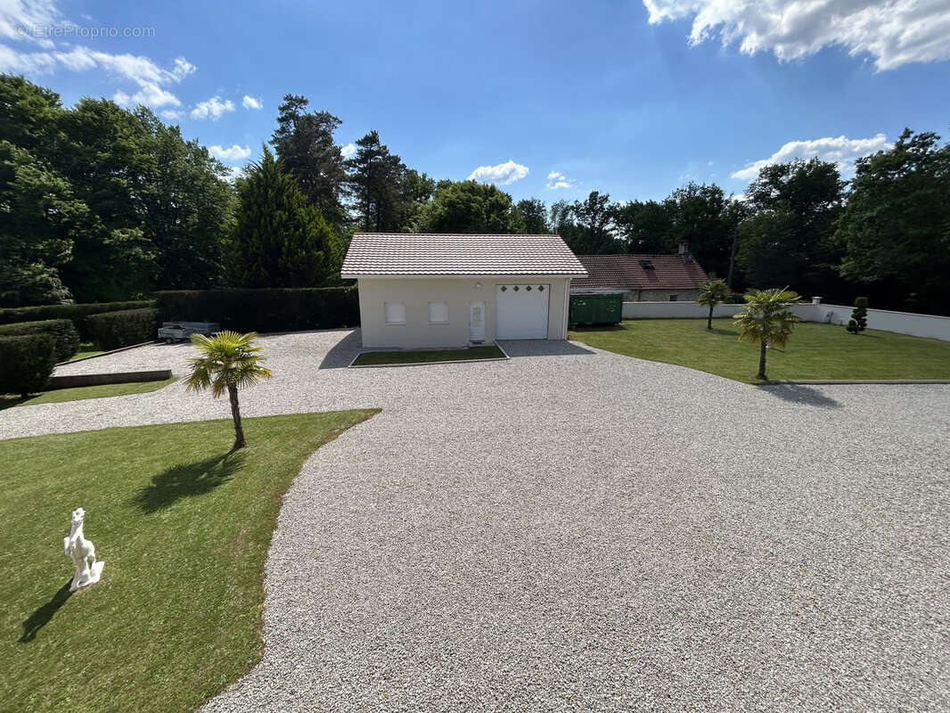 Maison à GIMEL-LES-CASCADES