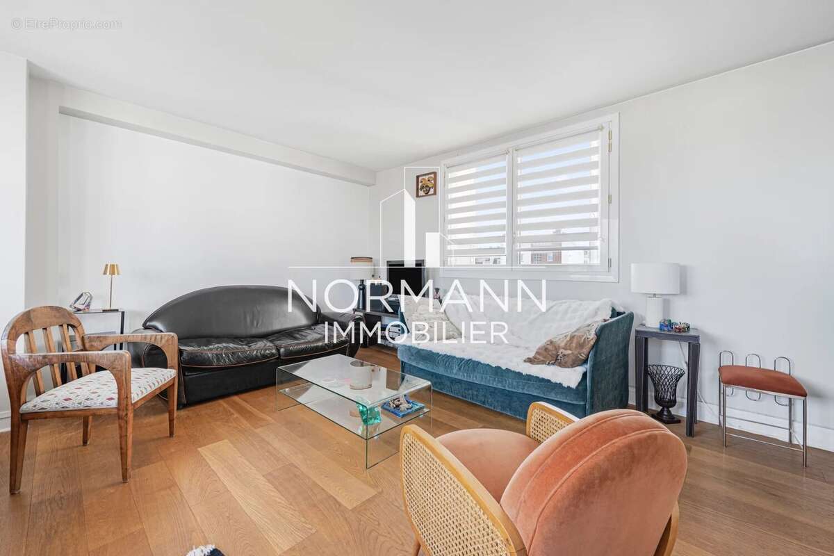 Appartement à PARIS-20E