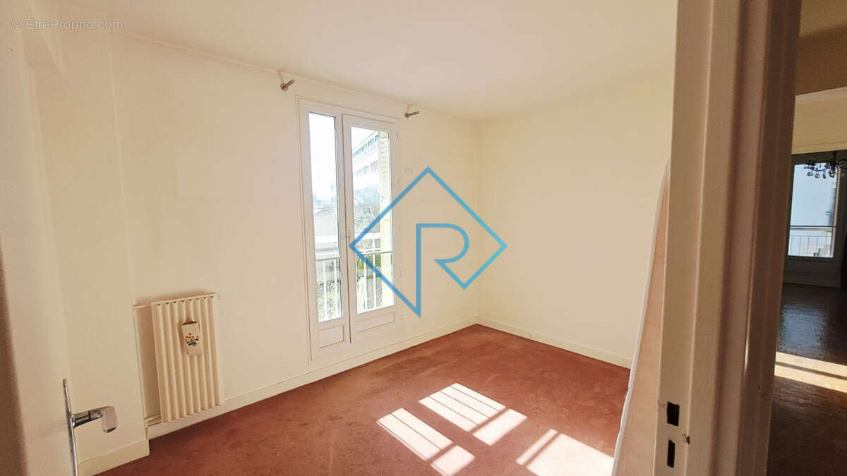 Appartement à PARIS-20E