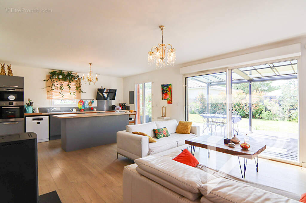 Maison à L&#039;ISLE-JOURDAIN