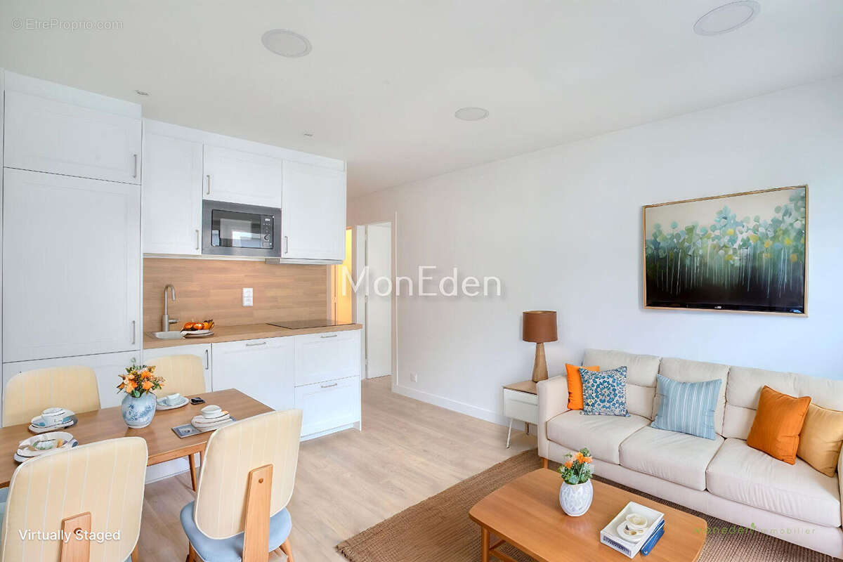 Appartement à PARIS-15E