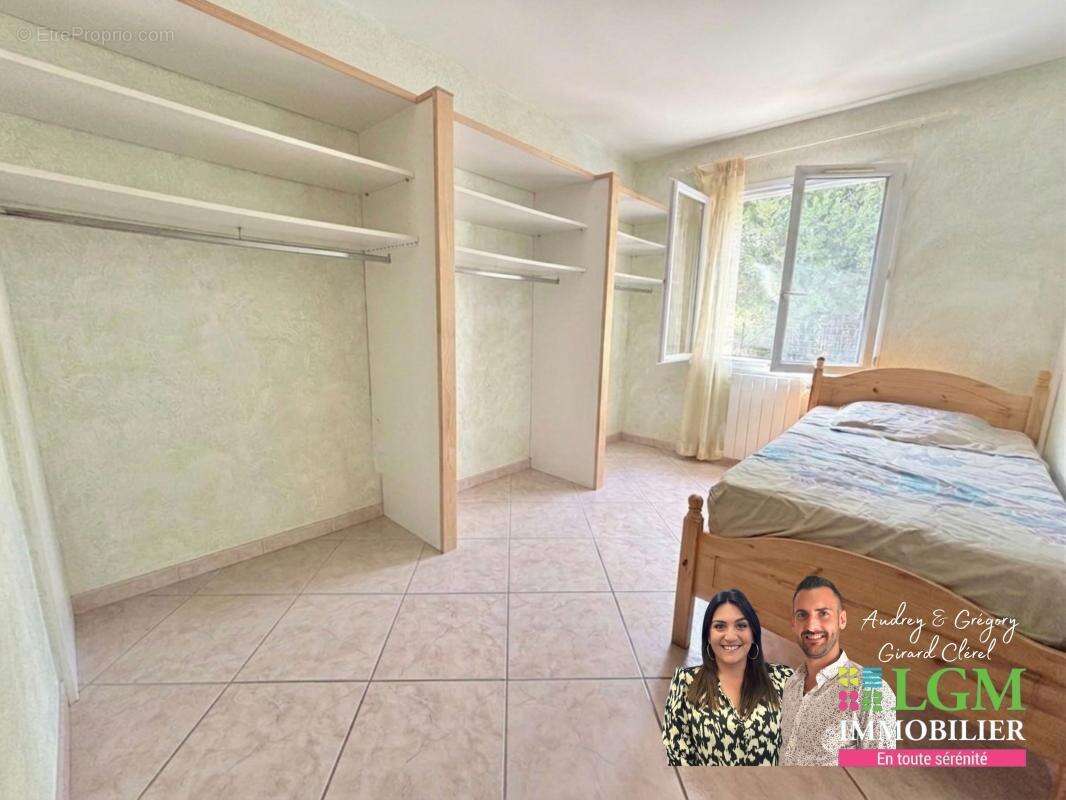 Maison de plain-pied, 4 chambres, piscine, 1000m2 de terrain, au calme, proche du centre - photo 17