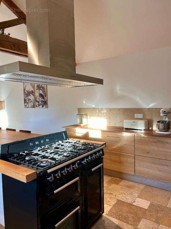 Maison à LES EYZIES-DE-TAYAC-SIREUIL