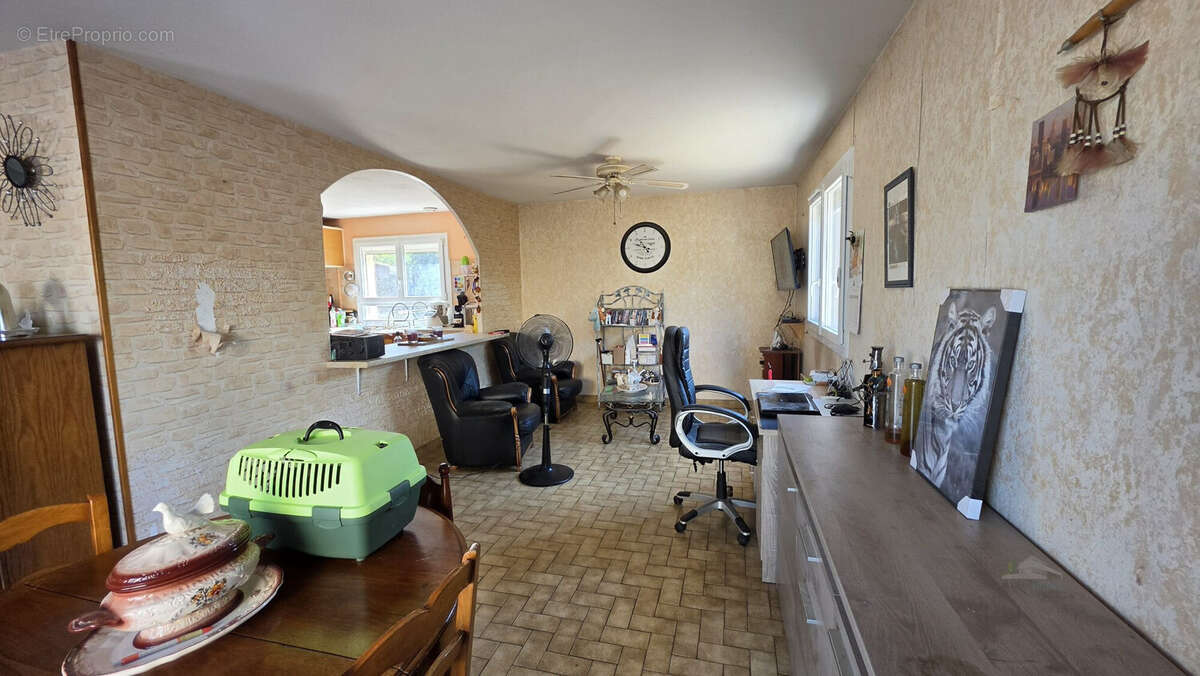 Maison 79 m² à Charvieu-Chavagneux  - photo 9