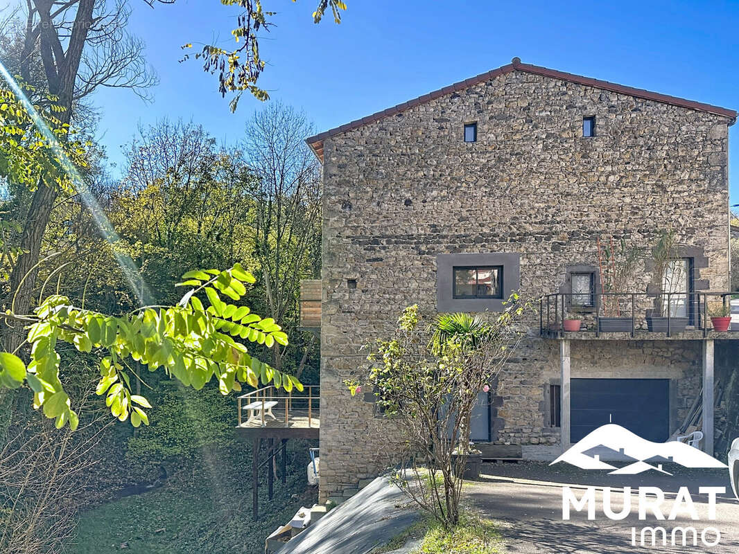Maison à SAINT-SATURNIN