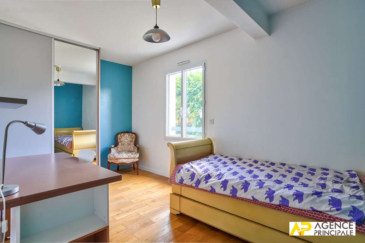 Appartement à MAISONS-LAFFITTE