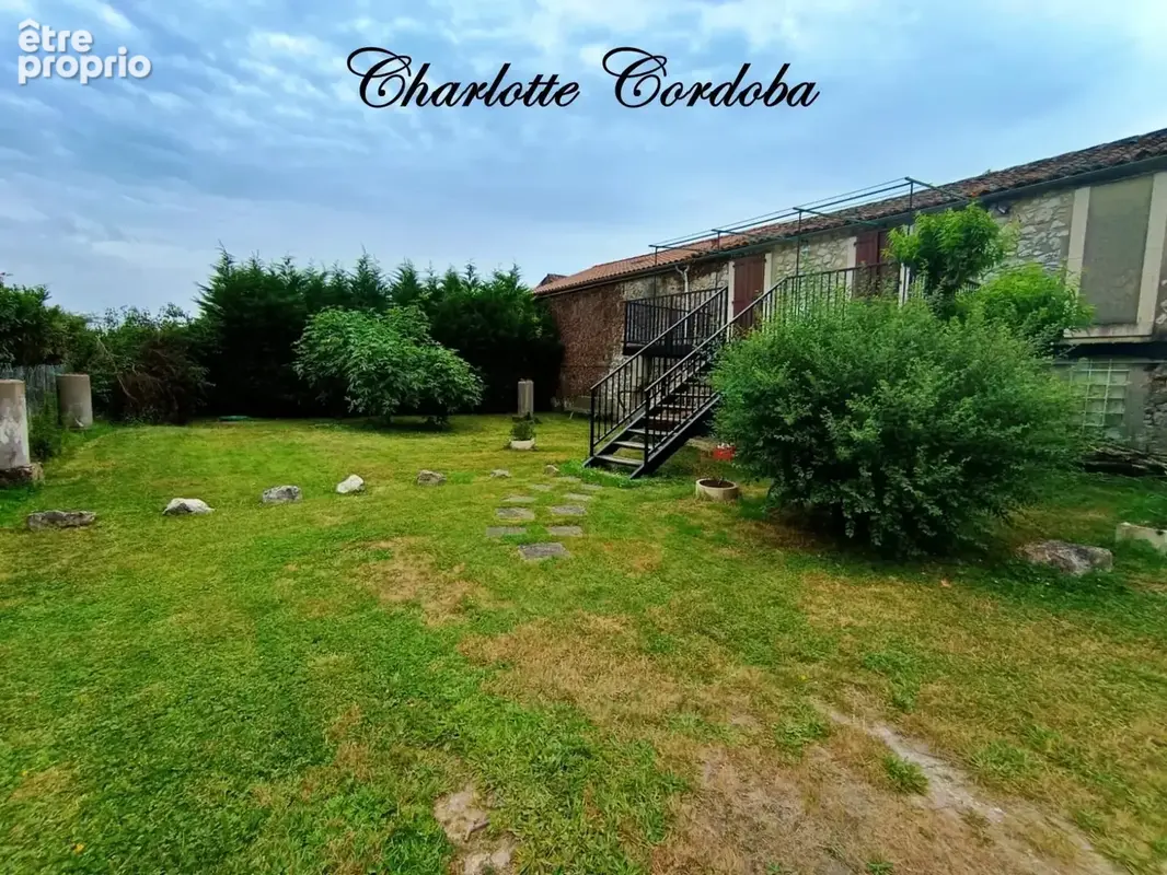 Vivre votre rêve : La ferme de caractère qui pourrait changer votre vie à Feugarolles - photo 42