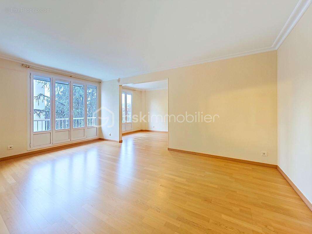 Appartement à ROSNY-SOUS-BOIS