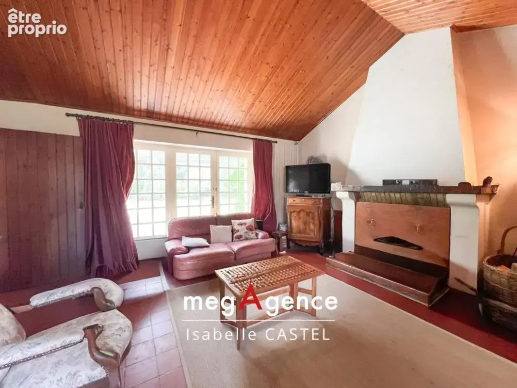 Une propriété rare à La Barre-de-Monts : 175 m² habitables, 6 500 m² de terrain et la plage accessible à pied - photo 4