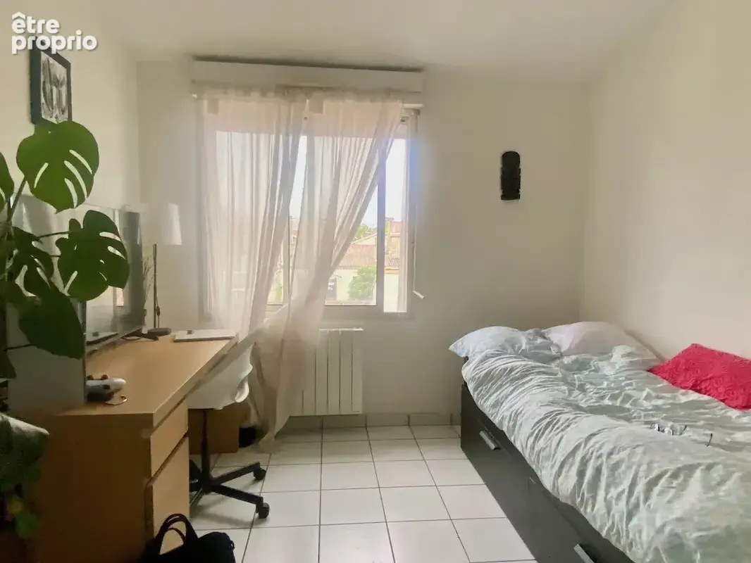 Bordeaux Meriadeck, appartement T1 en très bon état général - photo 6