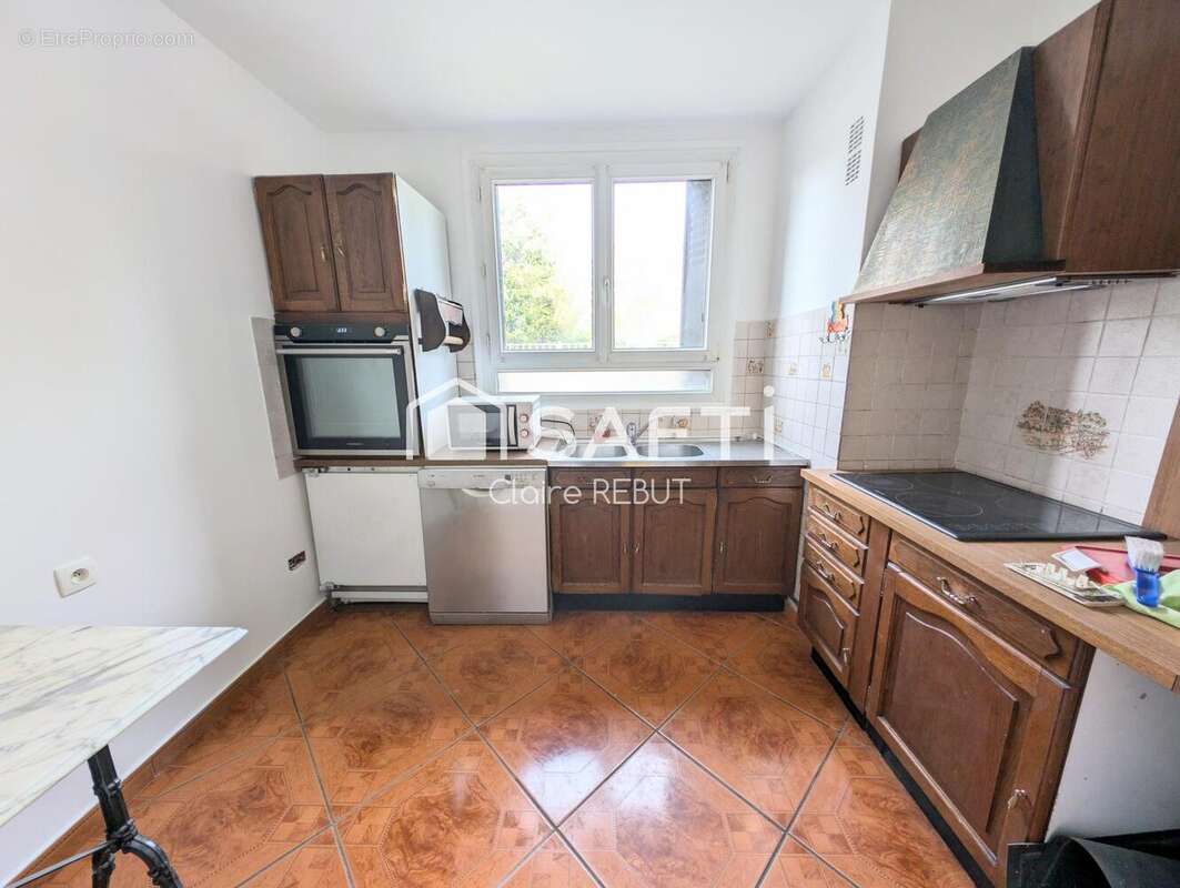 Photo 4 - Appartement à LIVRY-GARGAN