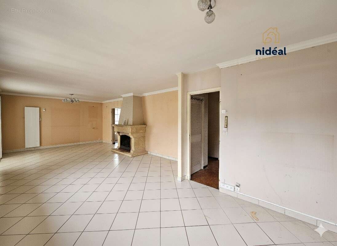 Maison à BOIS-JEROME-SAINT-OUEN