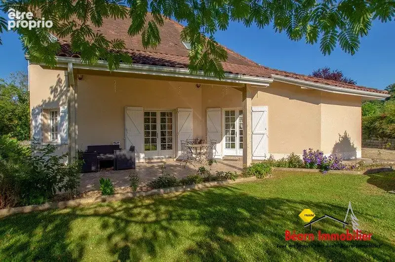 Maison 9 pièces 213 m² à vendre à Salies-De-Bearn (64270) - photo 2