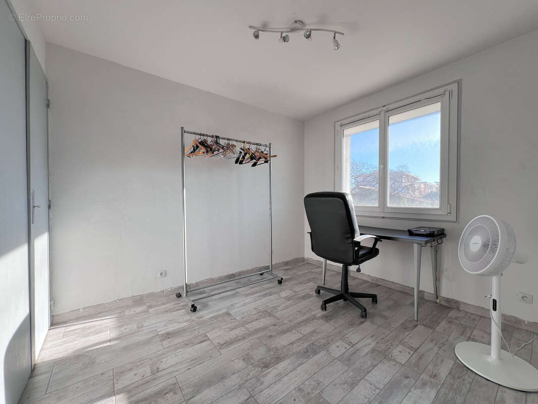 Appartement à SIX-FOURS-LES-PLAGES