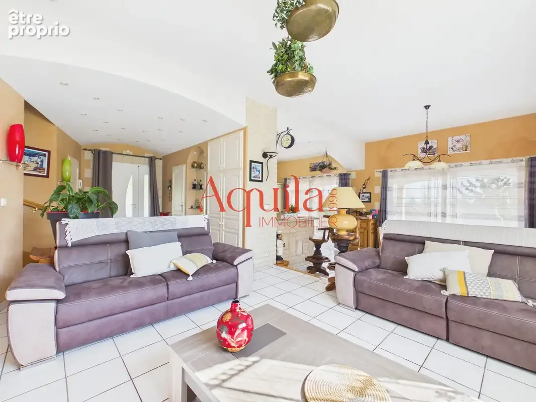 Maison 7 pièces 188 m² à vendre à Beynost (01700) - photo 2