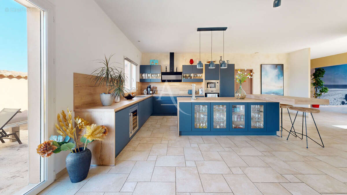 COURSAN - Superbe maison intemporelle aux portes de Narbonne ! - photo 6