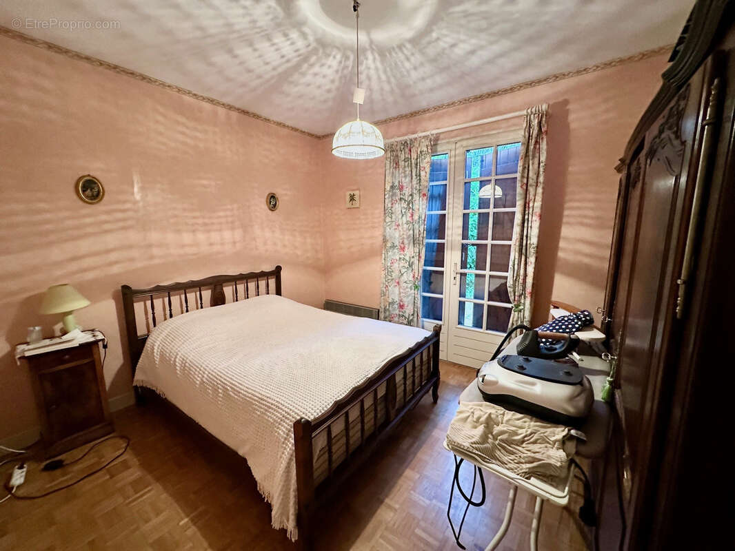 Maison à SAINT-GERMAIN-DU-PUY