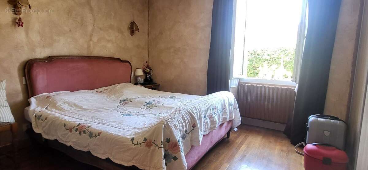 Maison à ROMAZIERES