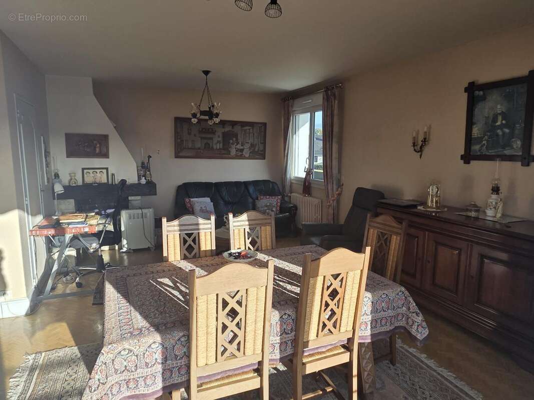 Maison à LOIGNE-SUR-MAYENNE