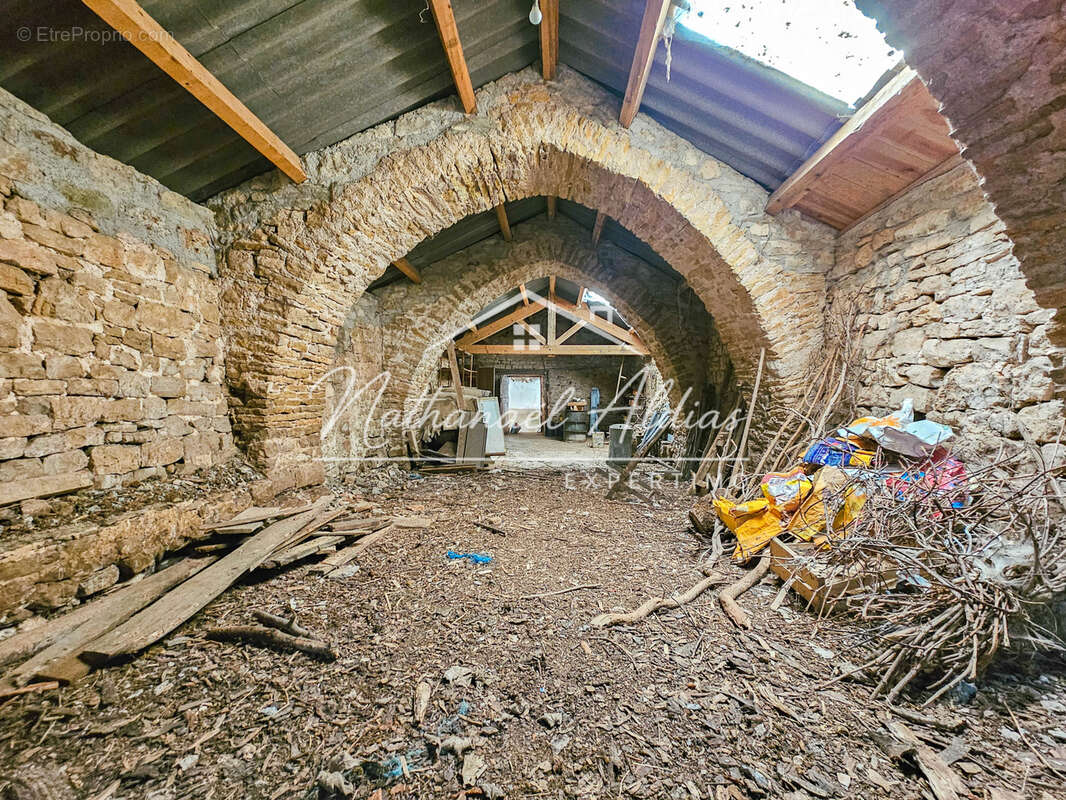 Maison à VIALA-DU-PAS-DE-JAUX