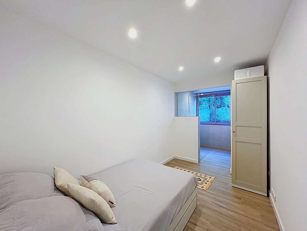 Appartement à LE CANNET