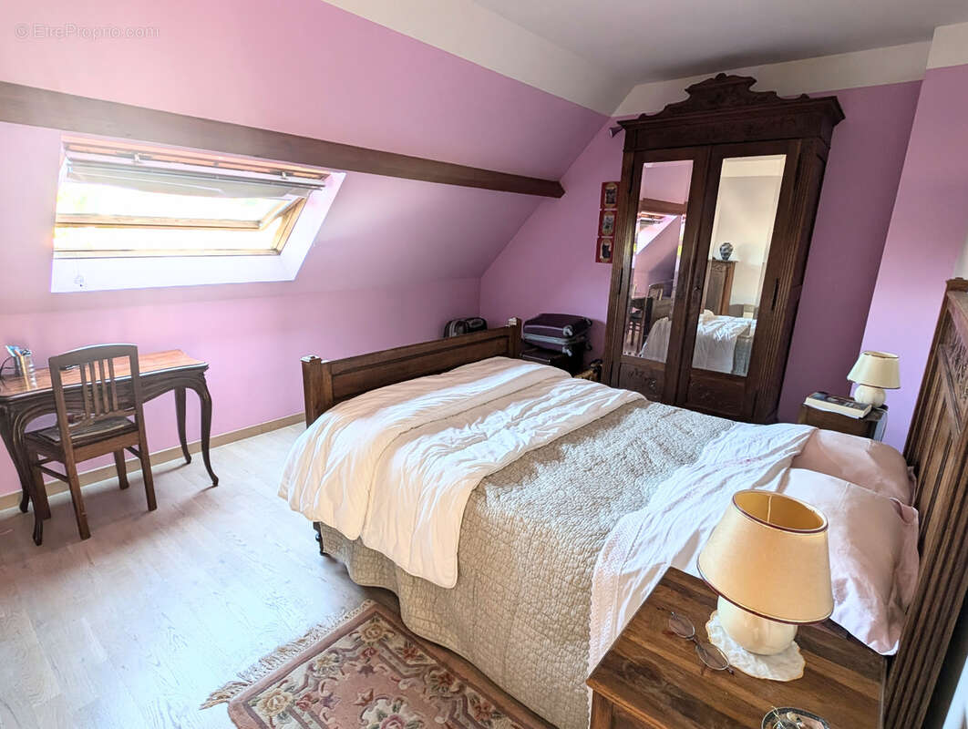 Maison à PARAY-VIEILLE-POSTE