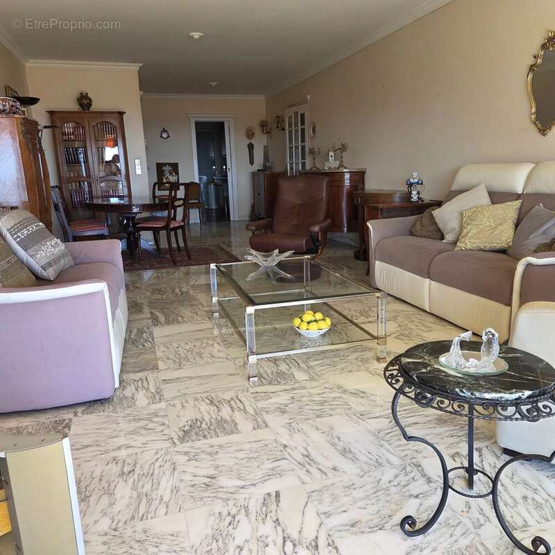 Appartement à VENCE