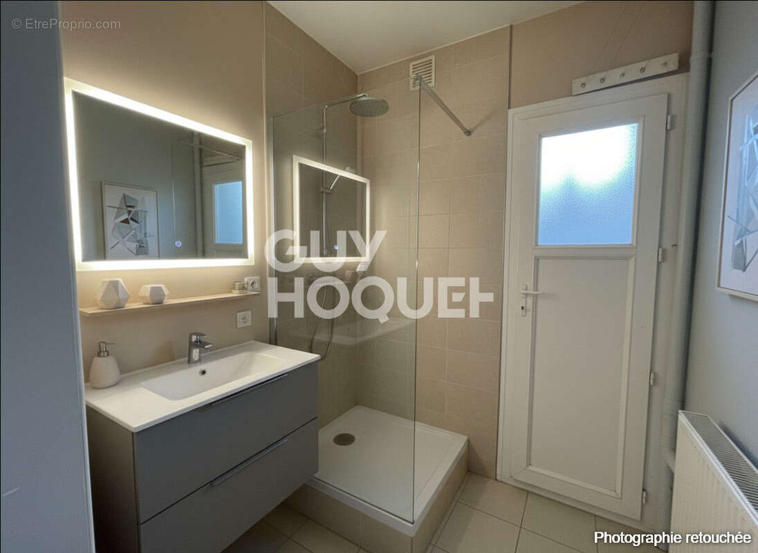 Appartement à VILLENAVE-D&#039;ORNON