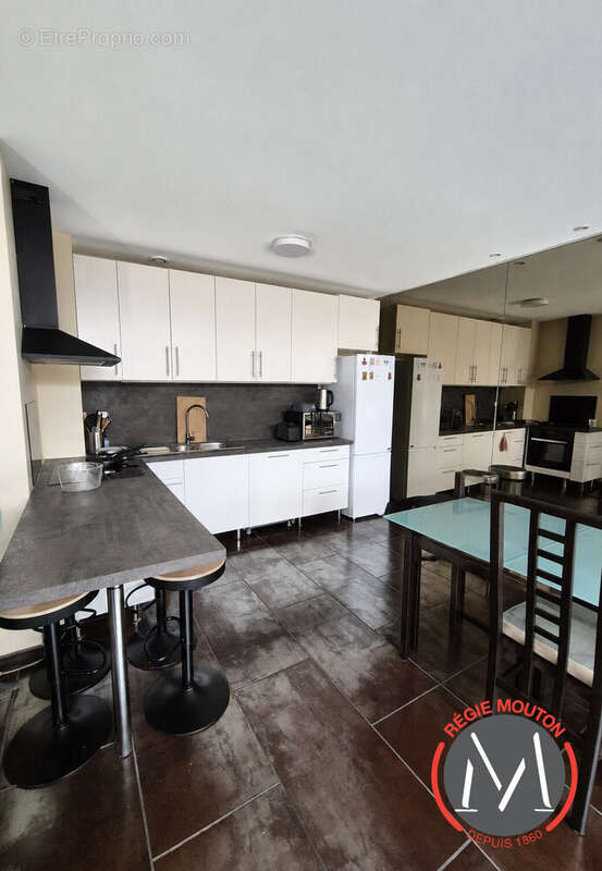 Appartement 137 m² à Lyon-3e  - photo 2