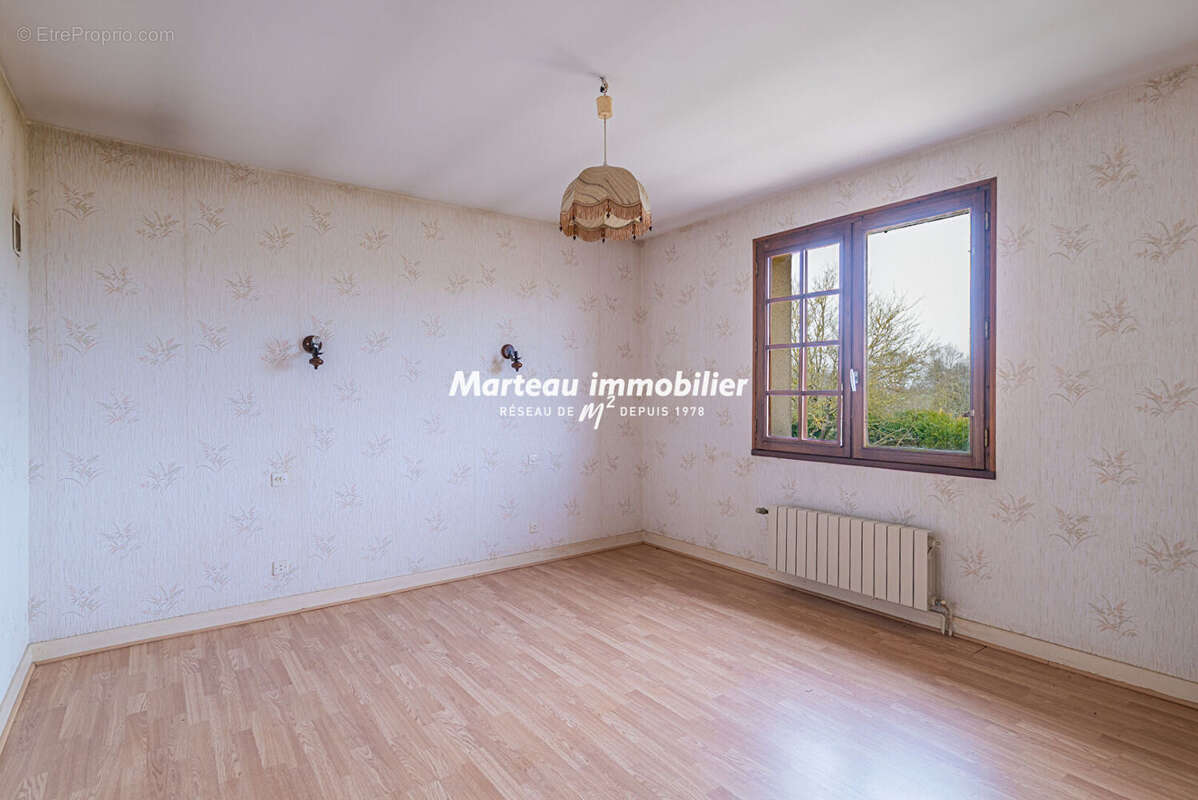 Maison à SAVIGNE-L'EVEQUE