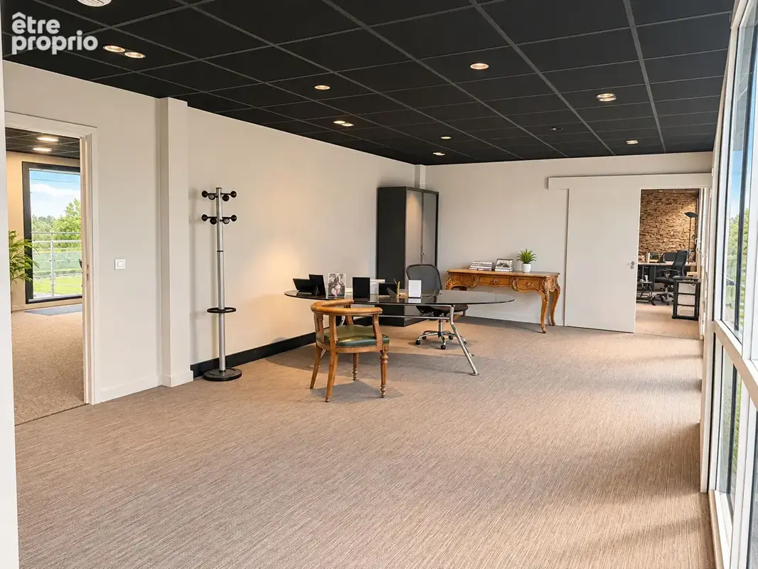 Bureaux aménagés avec 4 parkings et 2 terrasses - Business Park - photo 3
