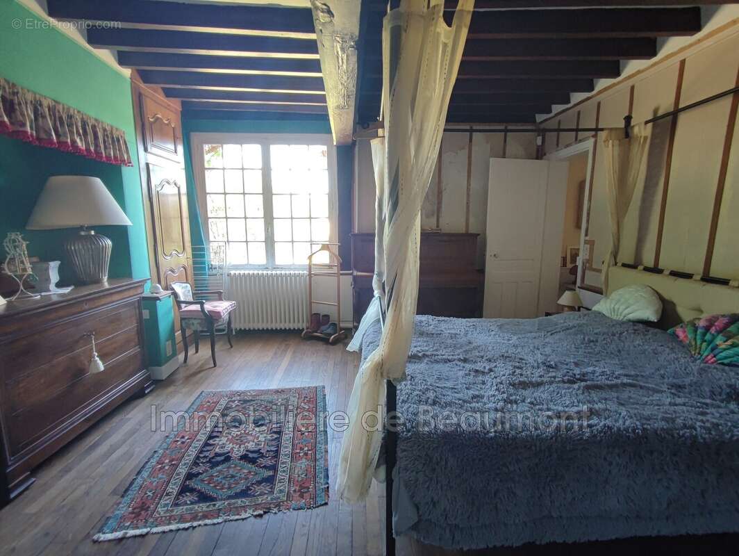 Maison à BEAUMONT-LE-ROGER