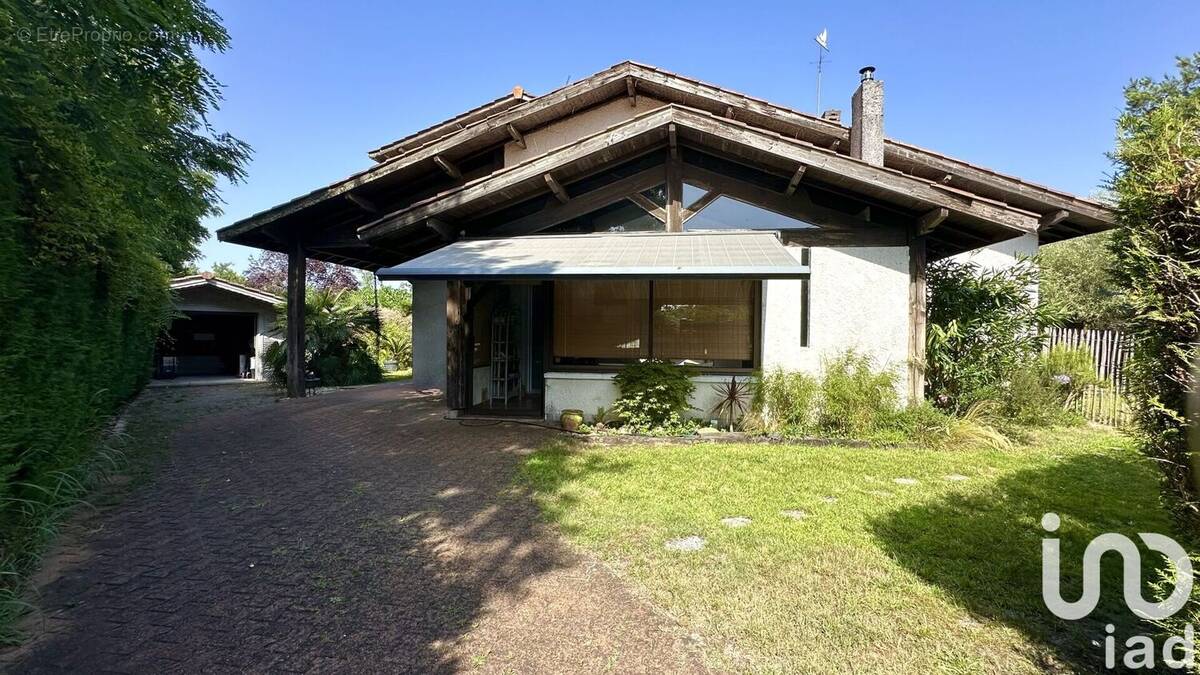 Photo 1 - Maison à ARES