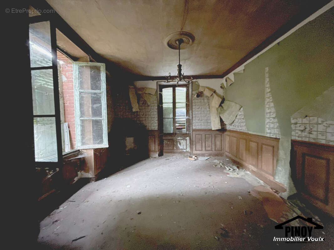 Maison à VILLEMARECHAL