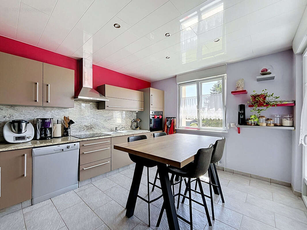 Maison Uxegney 5 pièces 140 m2 - photo 5